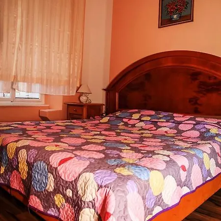 Gostinjska kuća Cristal Roche