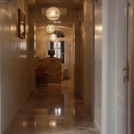 Pensionat Cristal Roche 3*